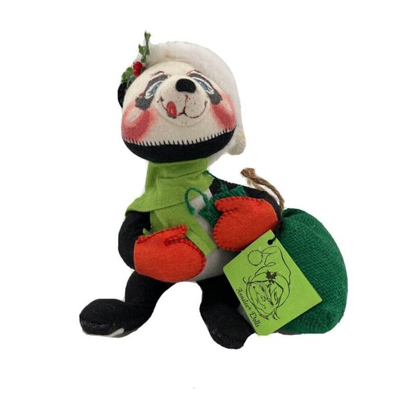 1984 Panda‎ Bear Annalee Doll 8.5" Red Santa Hat & Mittens Green Scarf Winter - Picture 2 of 7